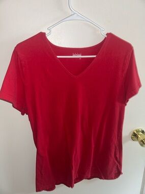 Basic Editions - Red V-Neck Top - Large